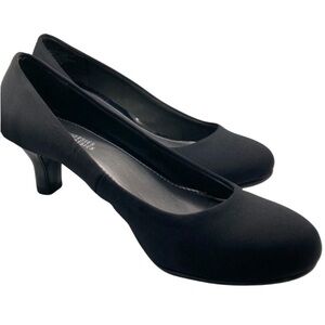 Mootsies Tootsies Pumps